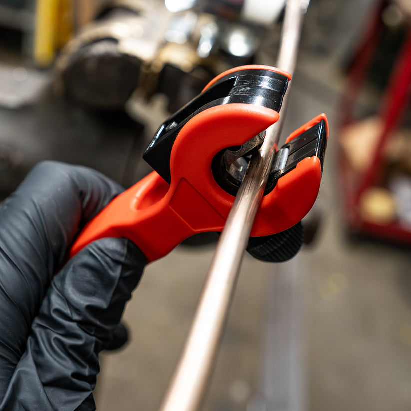 Ratcheting Metal Tube Cutter for 1/8" to 1/2" Tubing